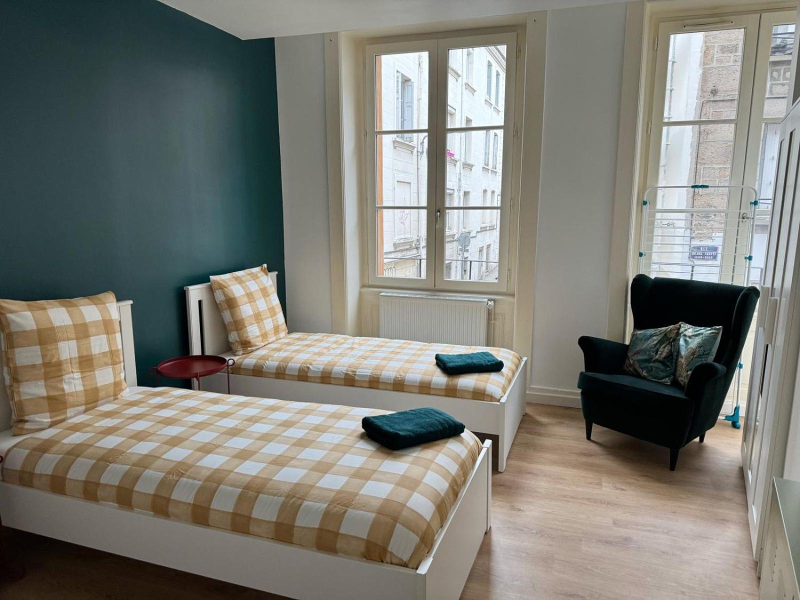 24 Chic & Cosy Grand Appart 88M2 Parking Gratuit Hypercentre Netflix Saint-Etienne  Exteriér fotografie